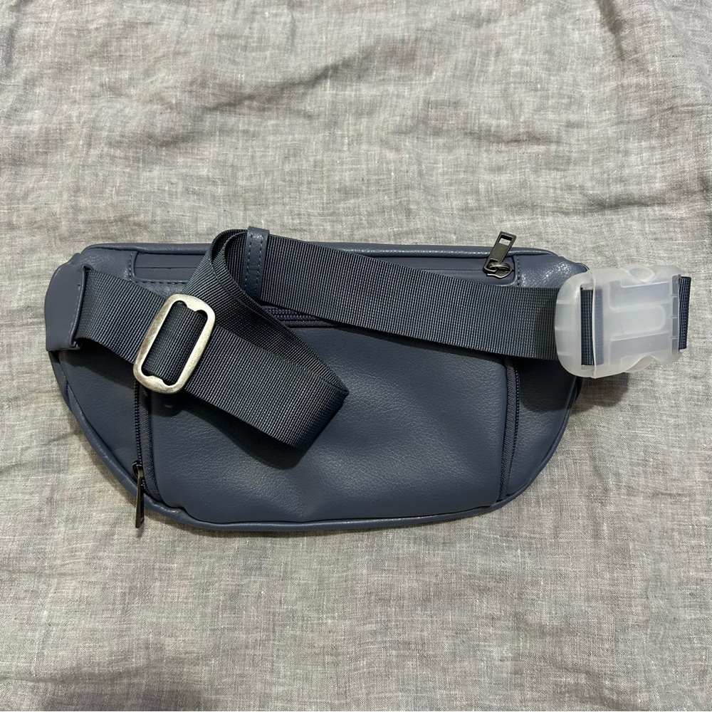 Kibou Travel Diaper Bag Smoky Indigo Fanny Pack Belt Bag Crossbody Travel - Picture 6 of 12
